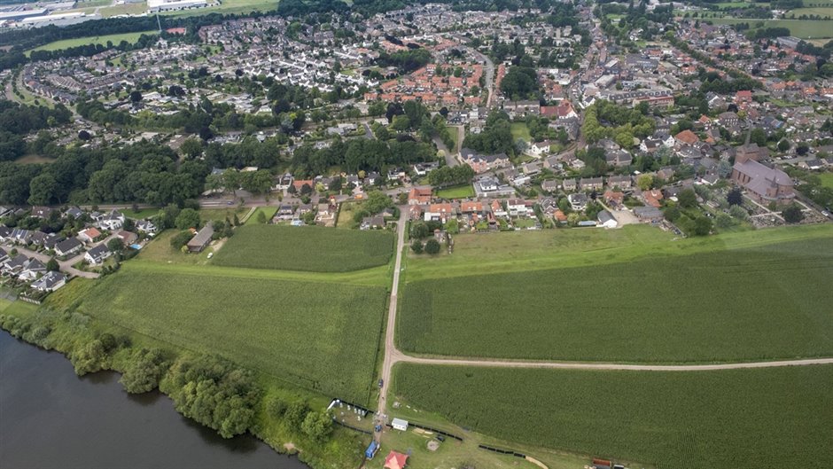 Grubbenvorst luchtfoto (Breedbeeld) Grubbenvorst luchtfoto (Breedbeeld)