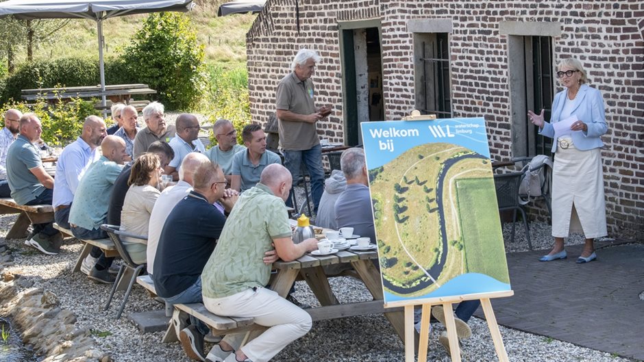 Neer_050925_1 (Breedbeeld)
