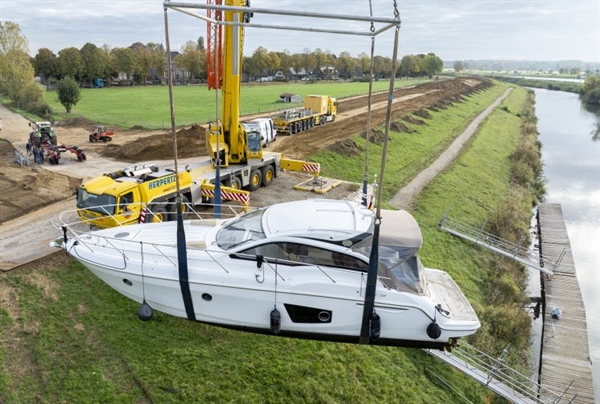 Buggenum_Botenberging_1d_klein