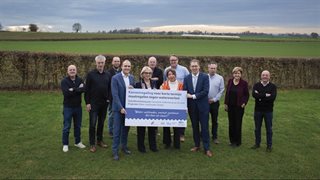 Poseren voor het project Water vasthouden in Terblijt