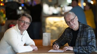 Ondertekening overeenkomst