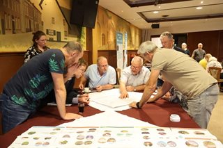 Inwonersavond met bewoners in Bocholtz