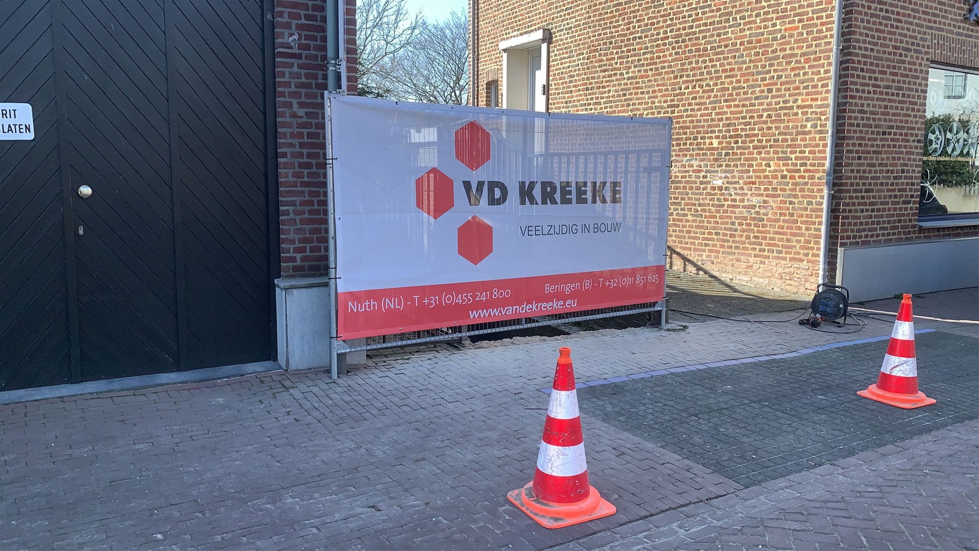 Spandoek met de tekst VD Kreeke