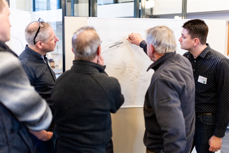 Inwoners tijdens presentatie