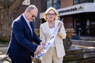 Ondertekening Intentieovereenkomst door Rob Schwillens