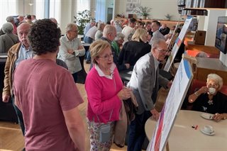 Informatie aan bewoners tijdens inloopavond