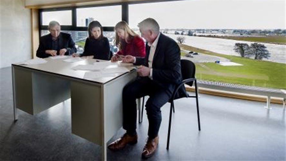 ondertekening_overeenkomst