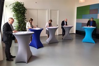 Ondertekening overeenkomst