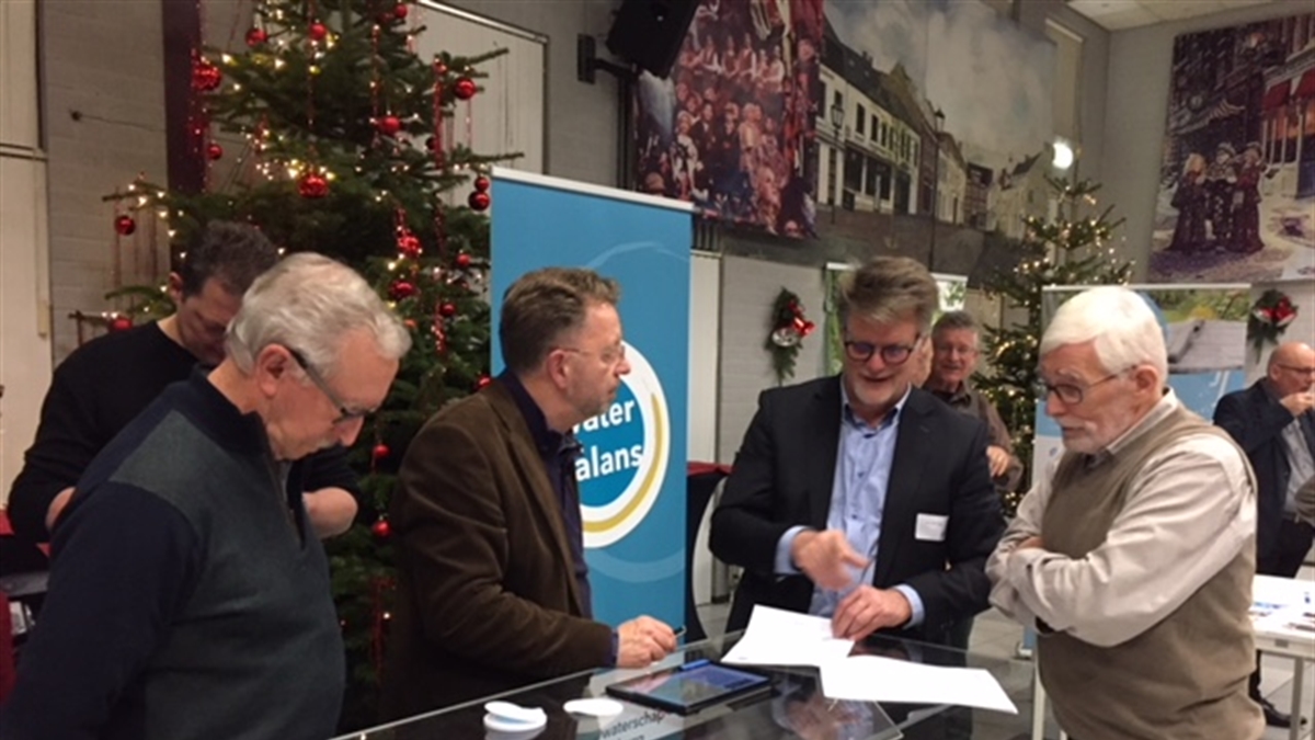 Inwoners zelf aan de slag met wateroverlast bij publieksbijeenkomsten Meerssen & Oirsbeek