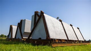 Kleppen van de zelfsluitende kering