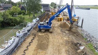 Graafwerkzaamheden kademuur