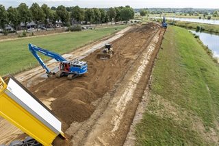 Graafwerkzaamheden dijkversterking