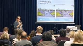 Presentatie tijdens informatiebijeenkomst