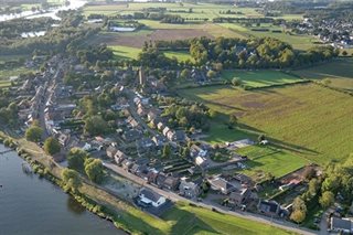 Luchtfoto Well