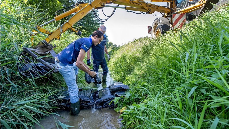 plaatsen stuw Aalsbeek_laagwater_LR