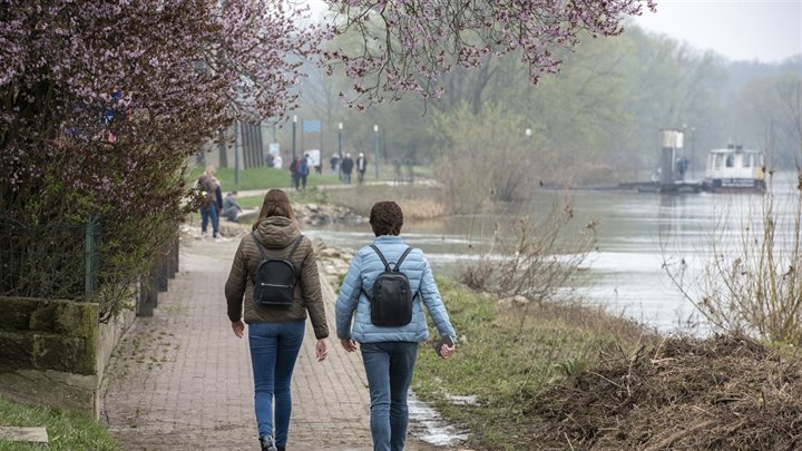 FotosessieArcen-5-WandelaarsLangsMaas