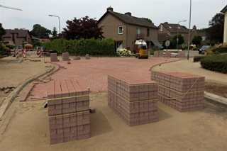 Bestraten van de weg