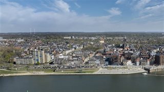 Panorama Venlo aan het water