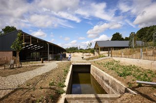 Oude mestput omgebouwd tot waterbuffer bij natuurboerderij De Hofkamer in Wahlwiller. Foto WRL (rechtenvrij)