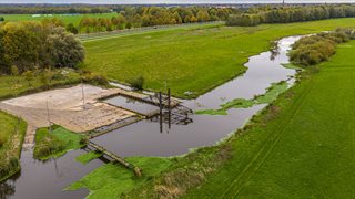 Vuilvanginstallatie Niers en monding Milse Beeck in de oude situatie