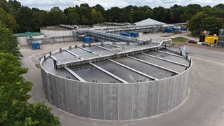 Dronefoto van de Neredatank in Weert