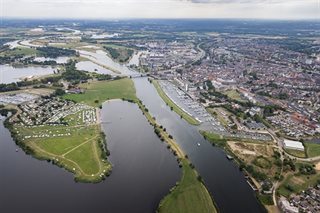 Luchtfoto gebied dijkversterking Roerdelta