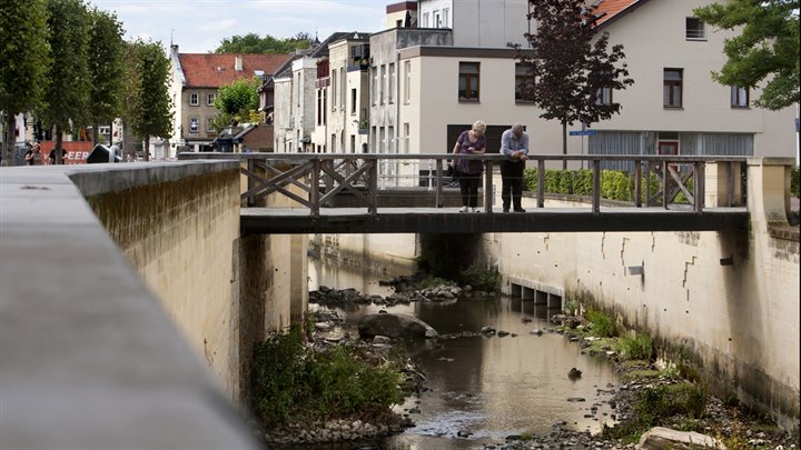 Geul door Valkenburg