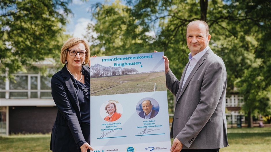 Josette Van Wersch & Leon Geilen tekenen intentieovereenkomst Einighausen